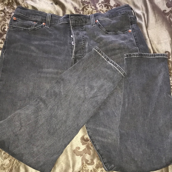 Levi's Denim - LEVIS PANTS ‼️❤️